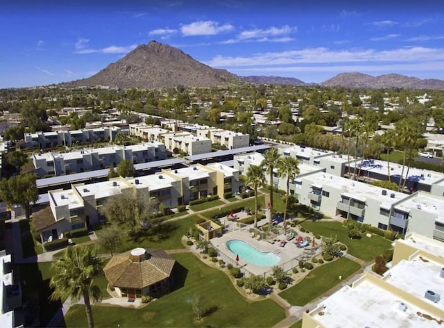 ラスティック モダン タウンハウス オールドタウン 4 ヒーテッド プールズ