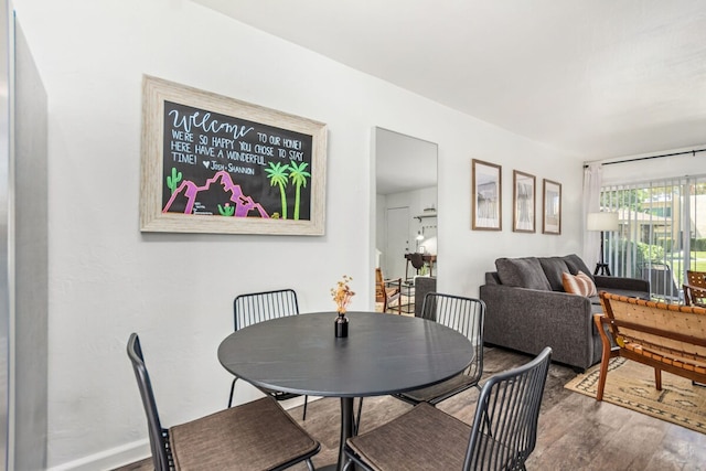 ザ キャメルバック 446 ウォーク トゥ オールドタウン 4 プールズ