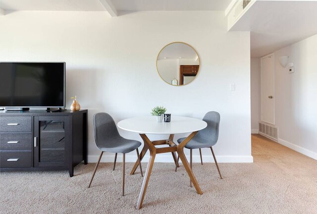 ウォーク トゥ オールド タウン プール ビュー ファッション スクエア