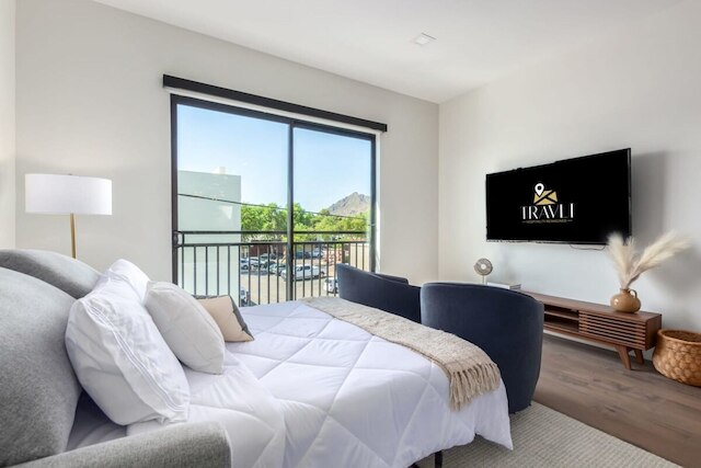 ラックス ペントハウス オールド タウン ウォーカブル ジム マウンテン ビューズ