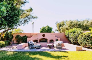 ヒストリック デザート ローズ エステート プール サウナ スリープス 12