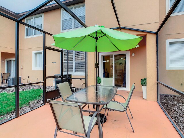 スペーシャス リーガル オークス タウンホーム バイ ディズニー