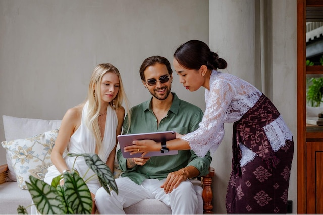 アディワナ ウナギ リバーフロント