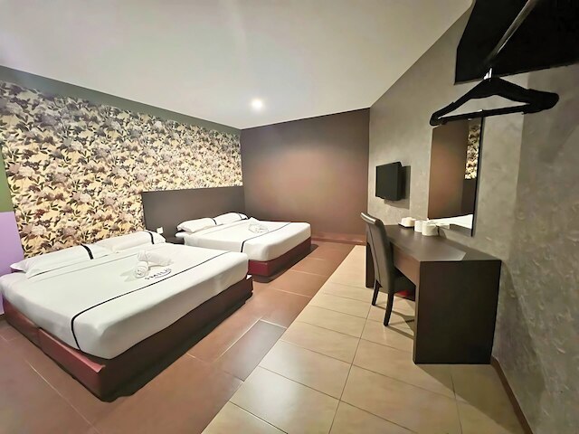 シーズ ホテル チェラス プルマイスリ