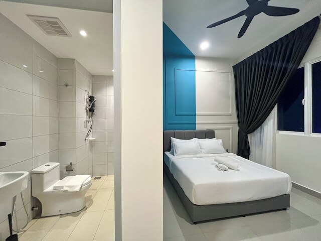 アンバー コーブ メラカ バイ マンハッタン グループ