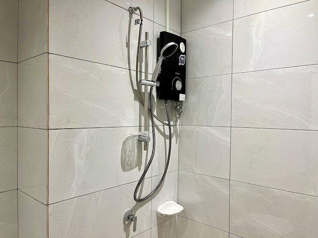 アンバー コーブ メラカ バイ マンハッタン グループ