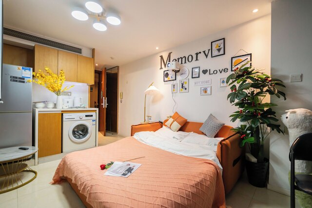 Shanghai Hills & Wanye Prime Stay