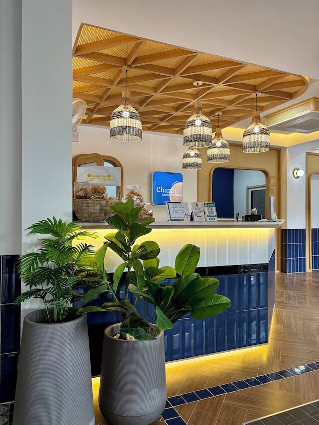 チャーム ホステル アット プラトゥムナック