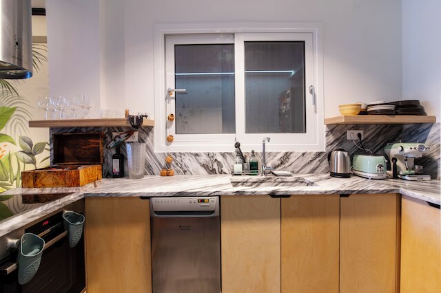 スタイリッシュ ジャングル リトリート コロナキ センター