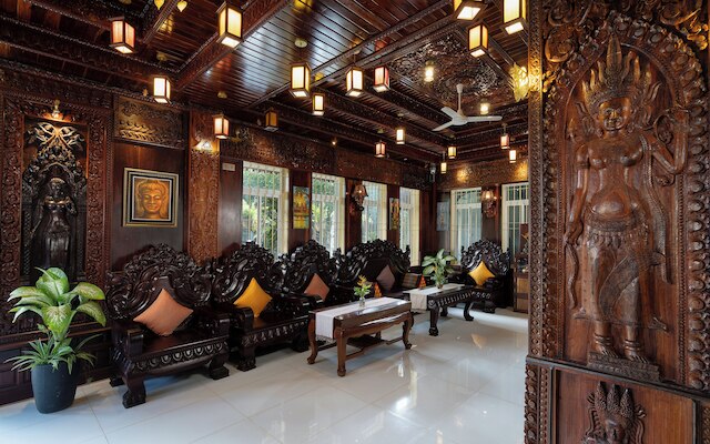 ブロナム レジデンス & スパ