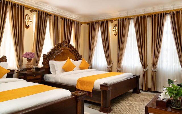 ブロナム レジデンス & スパ