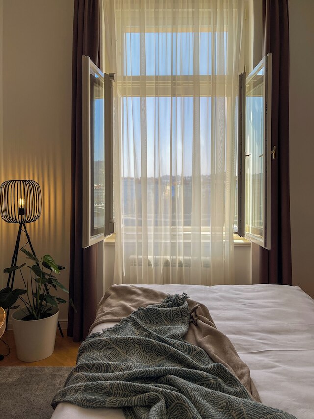 ラシーノヴォ ナーブジェジ - リバーサイド レジデンス