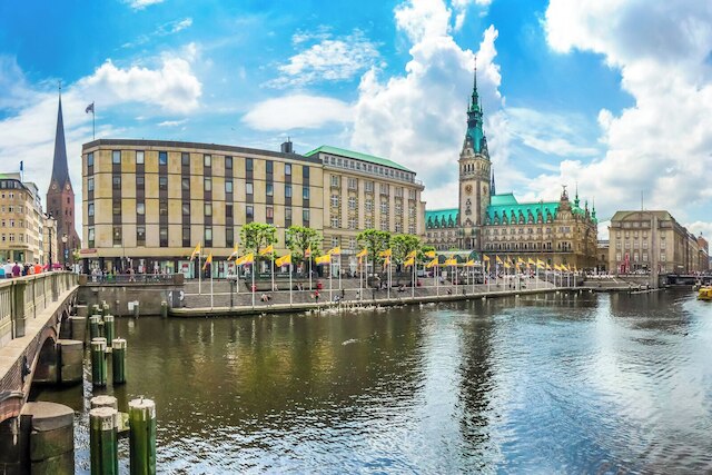 スタイリッシュ スタジオ フォー トゥー ハンブルク