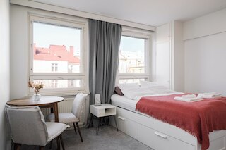 モダン スタジオ アパートメント イン ロンロティンカトゥ