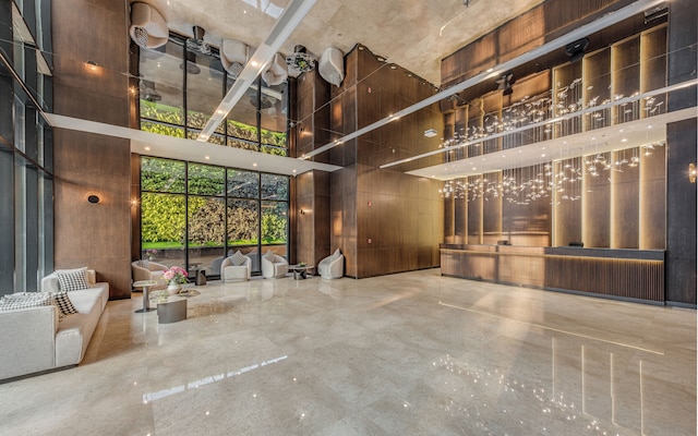 グランド マンション