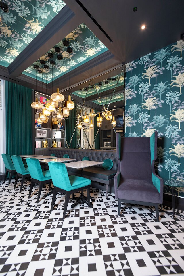 ブリット ホテルズ アールズ コート