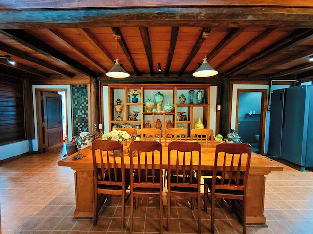 モック ホームステイ & ヴィラ