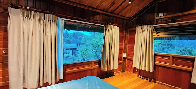 モック ホームステイ & ヴィラ