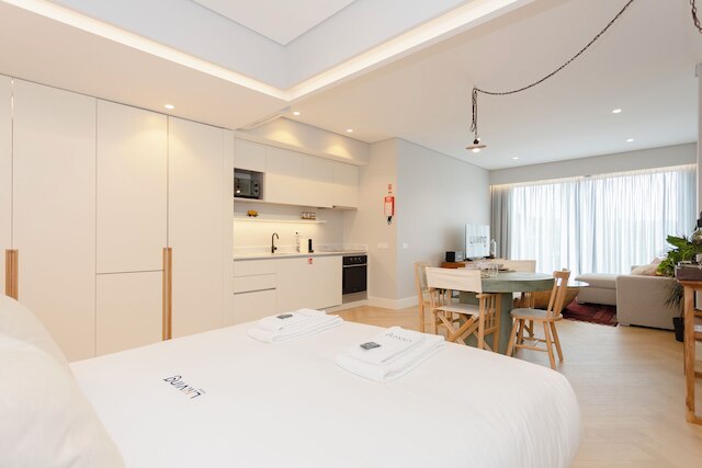 ラグジュアリー デザイン アパートメント M