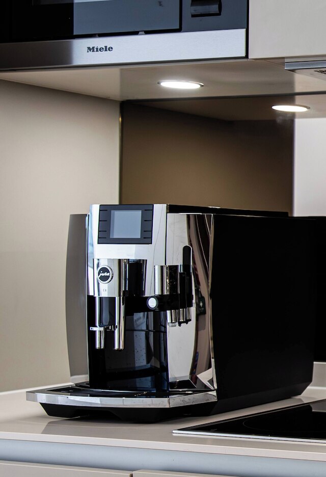 スタイリッシュ エアコン フラット イン ザ ハート オブ コベント ガーデン