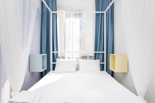 レトロ グラマー by アップステアーズ