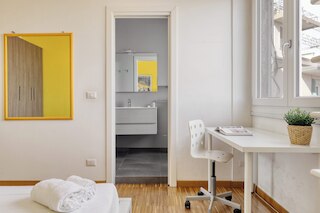 スタイリッシュ 2 ベッドルーム フラット ネクスト トゥ ナヴィリ