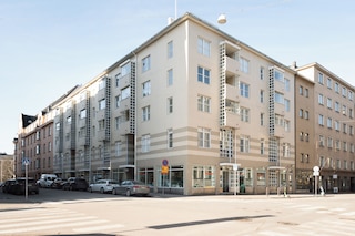 モダン 1ベッドルーム アパートメント ウィズ バルコニー