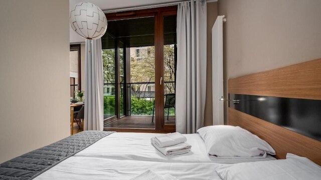 デラックス アパートメント