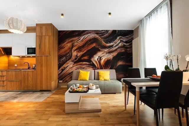 デラックス アパートメント