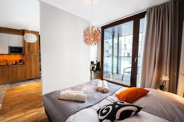 デラックス アパートメント