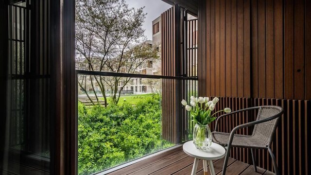 デラックス アパートメント