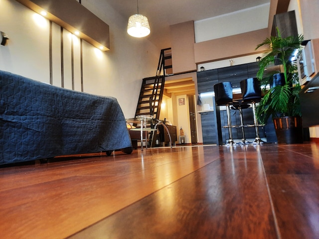 ラグジュアリー セナート アパートメント