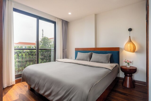 エヴリン インドシン シック イン セントラル ハノイ