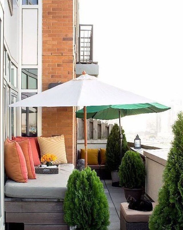 ベイヤードテラス バイ ローブ コンド ウィズ アウトドア スペース