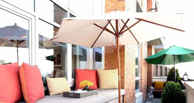 ベイヤードテラス バイ ローブ コンド ウィズ アウトドア スペース