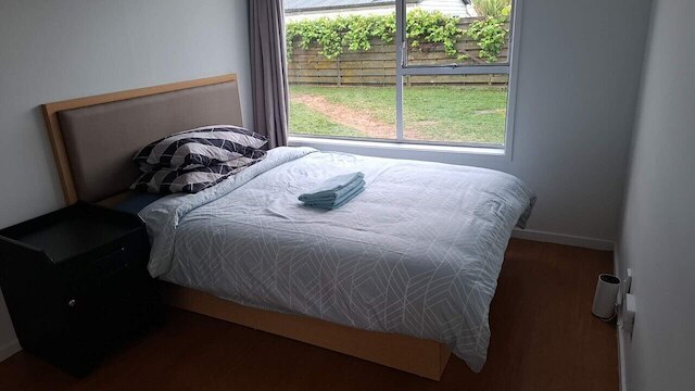 スモール 2 ベッドルーム フラット 7a ランギアテア ロード