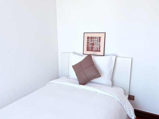 Tyms 3BR 2BA Apt Gubei High View Line10