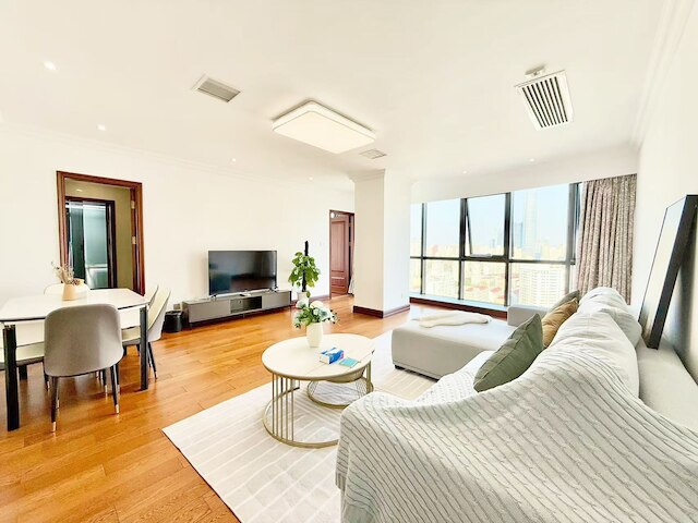 Tyms 3BR 2BA Apt Gubei High View Line10