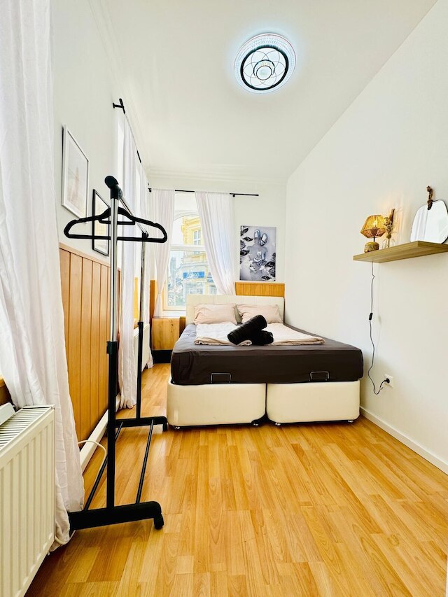 10ベッドルーム アパートメント フォー グループス 8ミン トゥ ラートハウスプラッツ