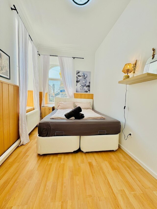 10ベッドルーム アパートメント フォー グループス 8ミン トゥ ラートハウスプラッツ