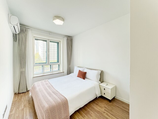 Tyms 3BR 2BA Apt Near Stadium Line 1 4