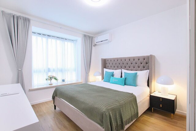 Tyms 3BR 2BA Apt Near Stadium Line 1 4