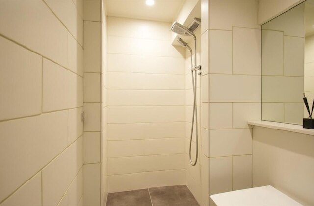 モダン 3ベッド アパートメント イン アムステルダム