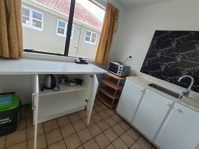 4 ダブル アンド 2 ソファ ベッド イン 2 ベッドルーム