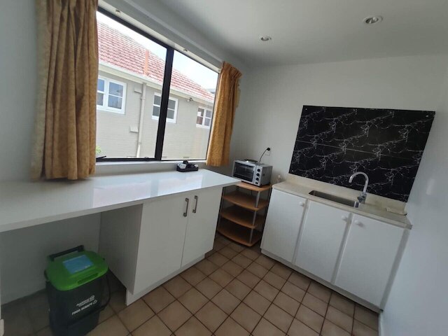 4 ダブル アンド 2 ソファ ベッド イン 2 ベッドルーム