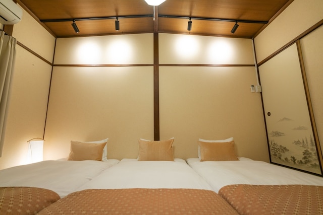 蘇芳・二条城南