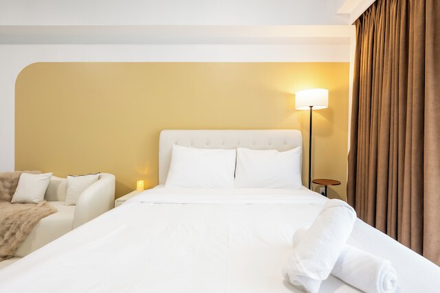 ロイヤル プラチナム コンド バイ ソーベン ホームズ