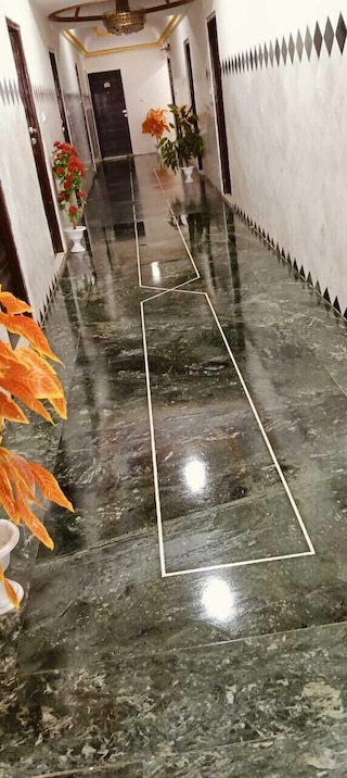 ホテル クリスタル イン