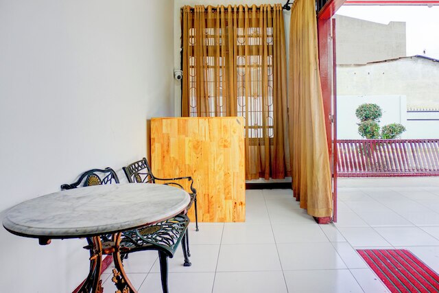 ホテル O クラカタウ ニア ウニベルシタス ムハンマディヤ スマトラ ウタラ ( UMSU )