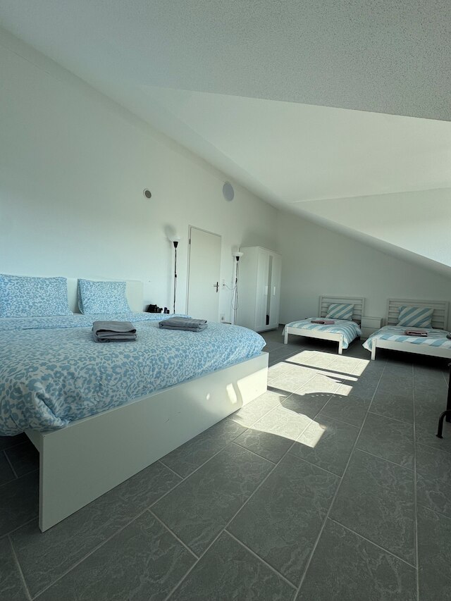 VK - チューリッヒ エアポート - ホームステイ - ヘアドレン